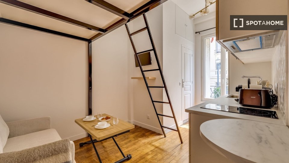 Monolocale in affitto a Auteuil-Nord, Parigi - en París