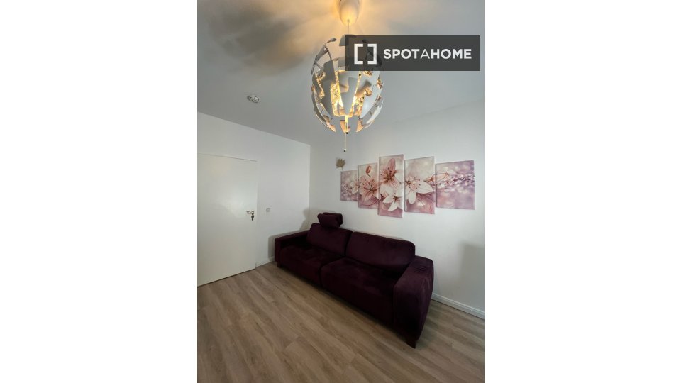 Apartment Berlin, 2 beds, 83m² — photo 1