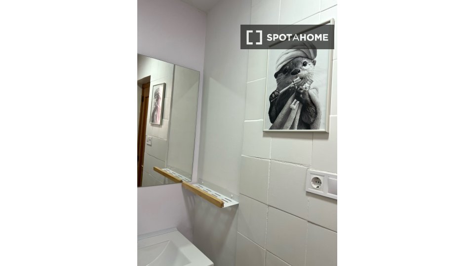 Apartment Valencia, 3 beds, 71m² — photo 19
