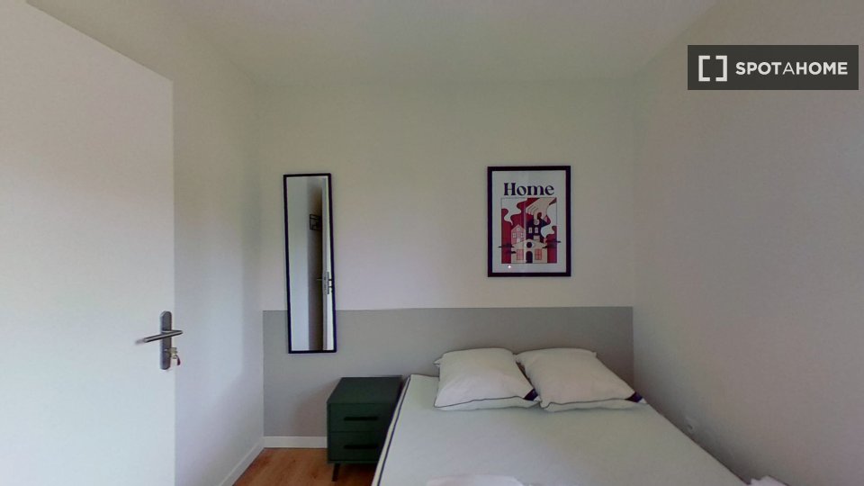 Double room Lille, 12 beds — photo 7