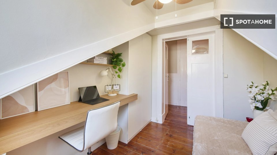 Double room Lisbon, 7 beds — photo 13