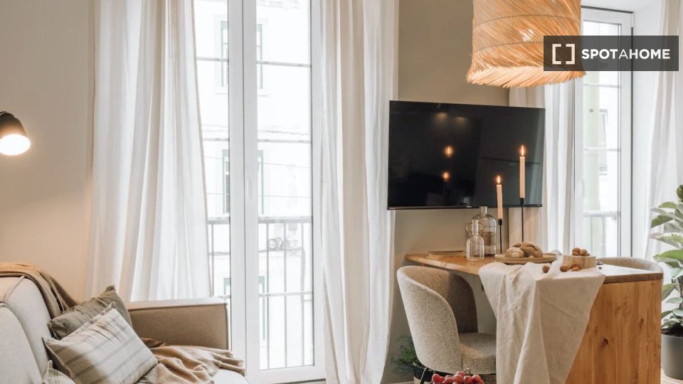 Apartment Lisbon, 1 bed — photo 6