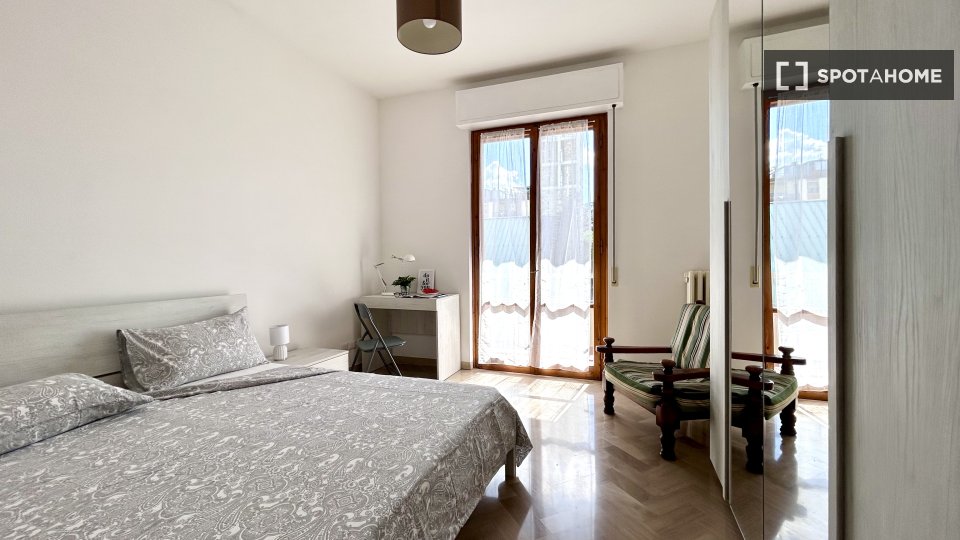 Double room Florence, 3 beds, 100m² — photo 17