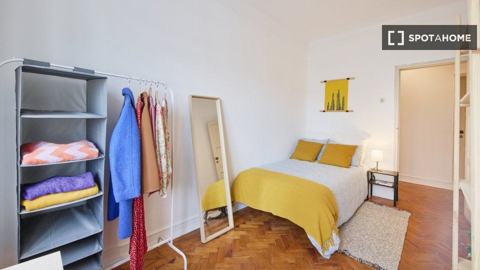 Double room Lisbon, 8 beds — photo 2