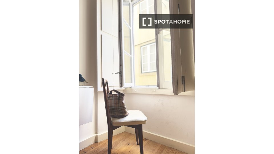 Apartment mono Lisbon, 47m² — photo 7