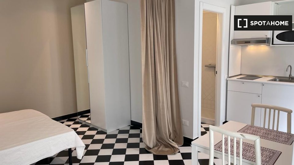 Apartment Milan, 1 bed — photo 8