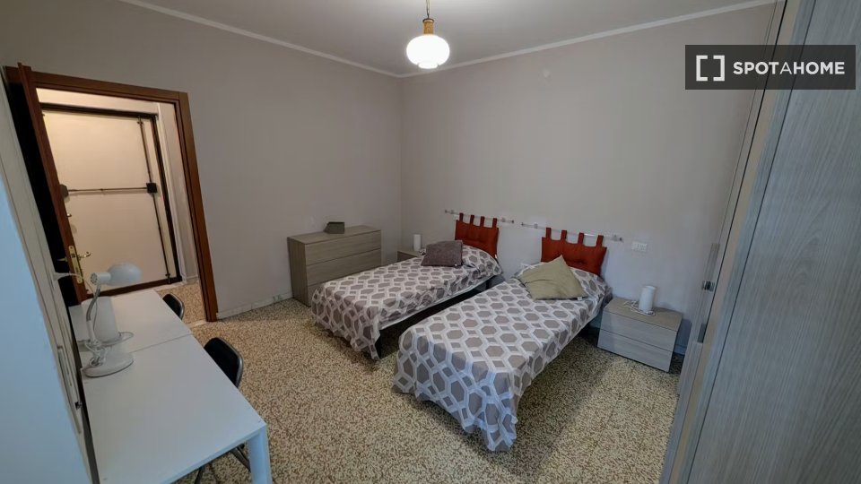 Double room Milan, 2 beds, 80m² — photo 20