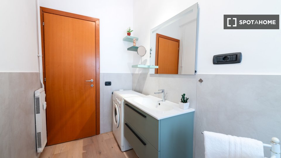 Apartment Rome, 2 beds, 63m² — photo 2