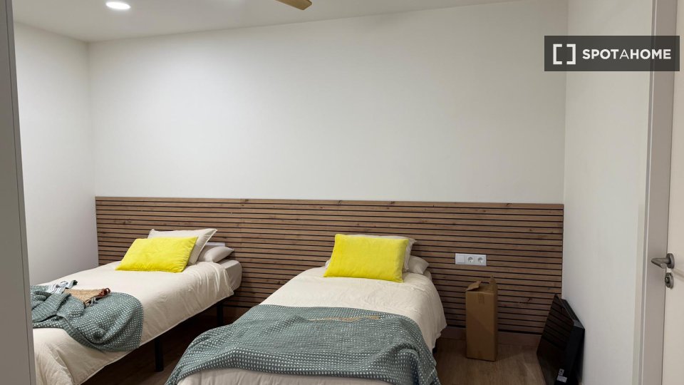 Double room Barcelona, 6 beds, 120m² — photo 58
