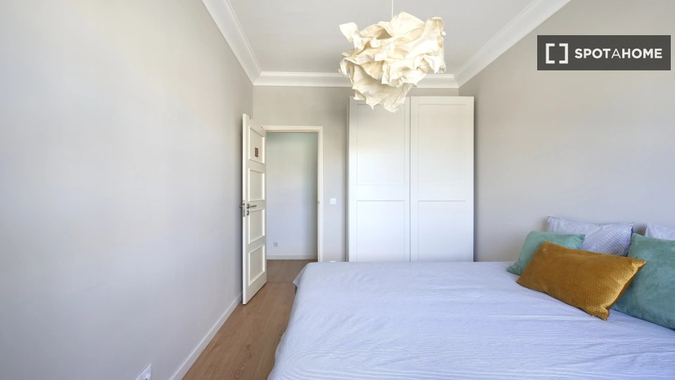 Double room Lisbon, 6 beds — photo 3