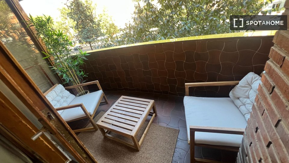 Double room Madrid, 6 beds, 200m² — photo 30