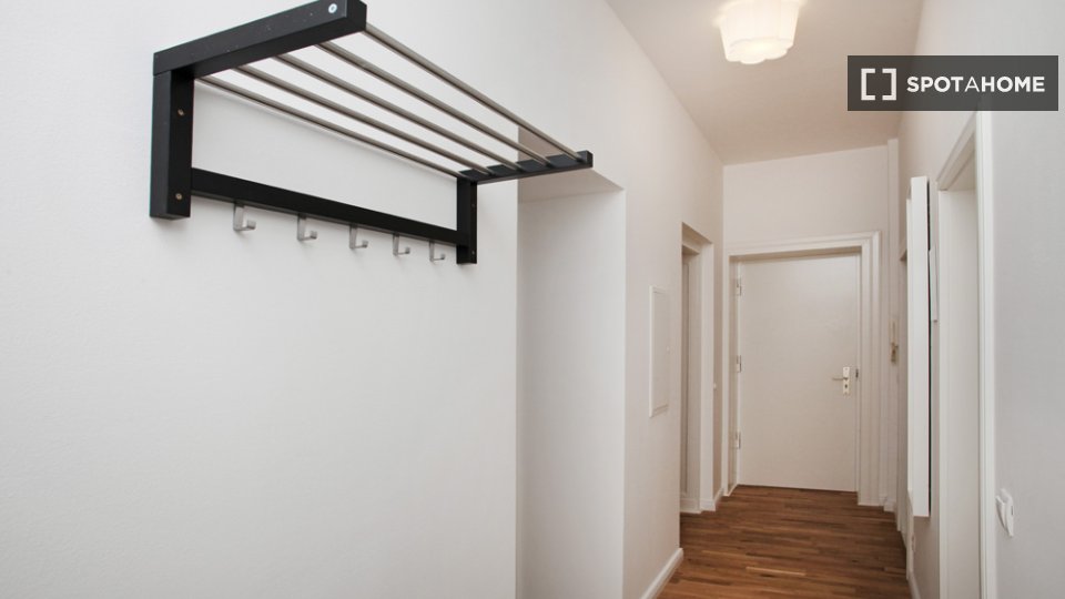 Double room Berlin, 4 beds, 104m² — photo 1