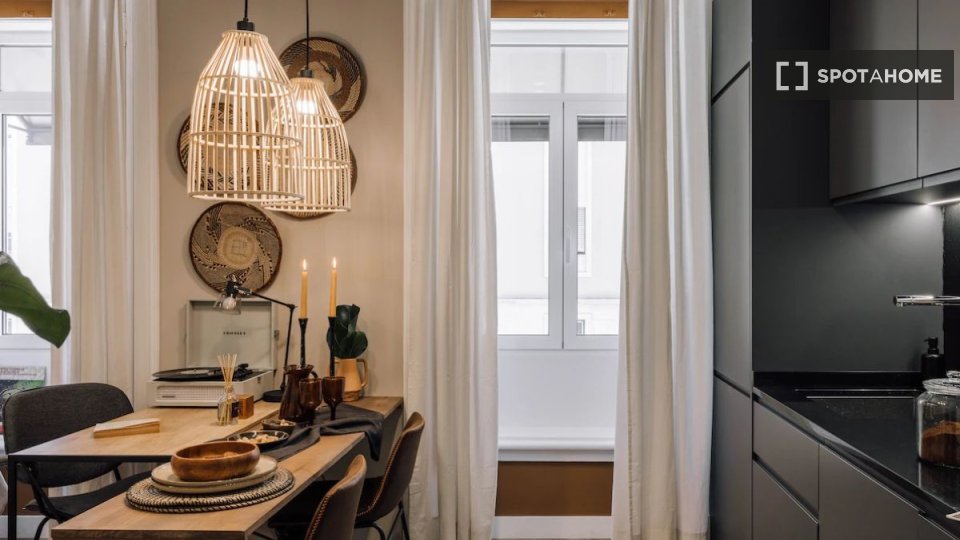 Apartment Lisbon, 1 bed — photo 8