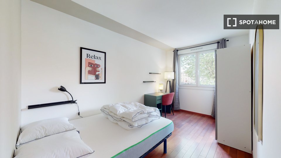 Double room Paris, 12 beds — photo 9