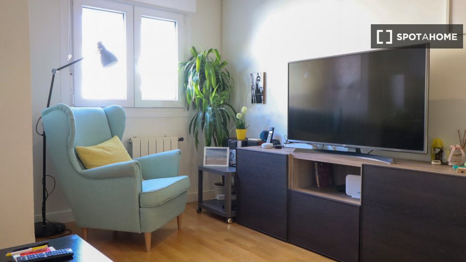 Apartment Madrid, 2 beds, 76m² — photo 2