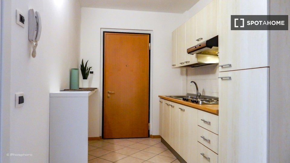 Double room Trento, 2 beds — photo 4