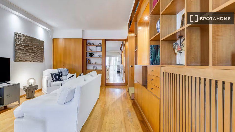 Apartment Rome, 1 bed, 65m² — photo 1