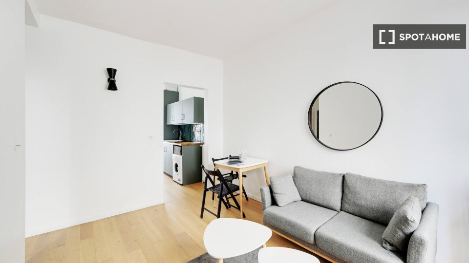 Appartamento con 1 camera da letto in affitto a Les Batignolles - en París
