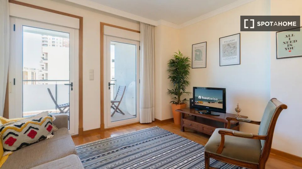 Apartment Porto, 1 bed — photo 16