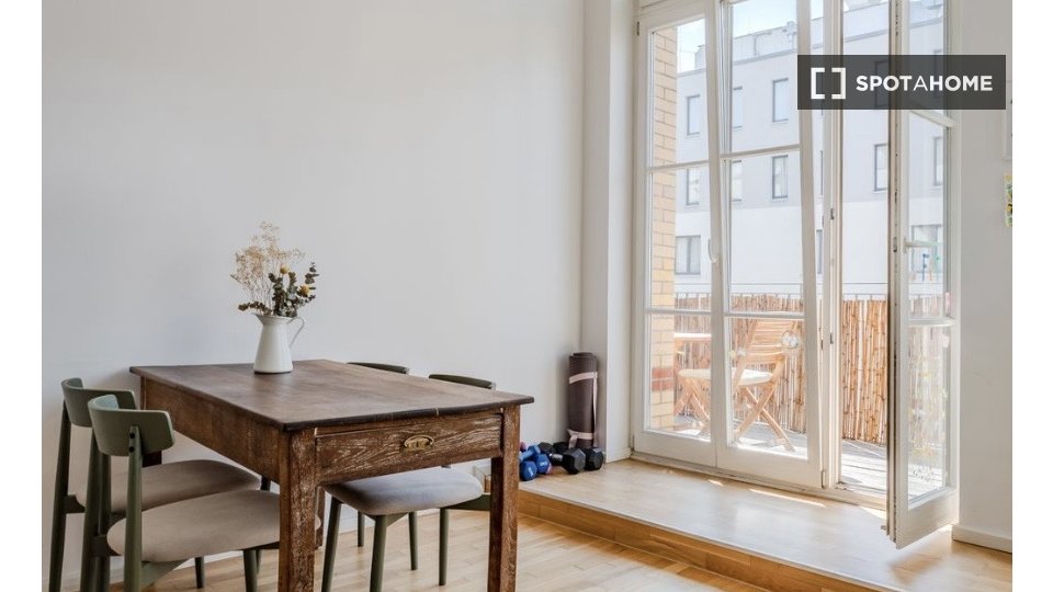 Apartment Berlin, 1 bed, 67m² — photo 6