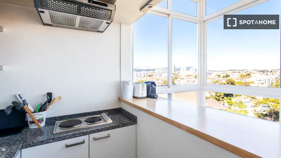 Apartment Lisbon, 1 bed — photo 12
