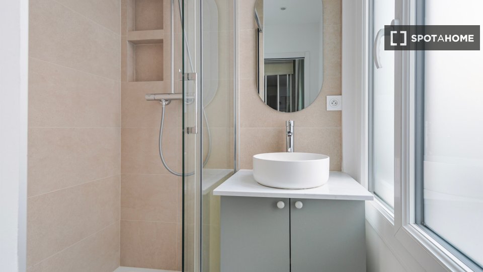 Apartment Paris, 1 bed, 34m² — photo 15