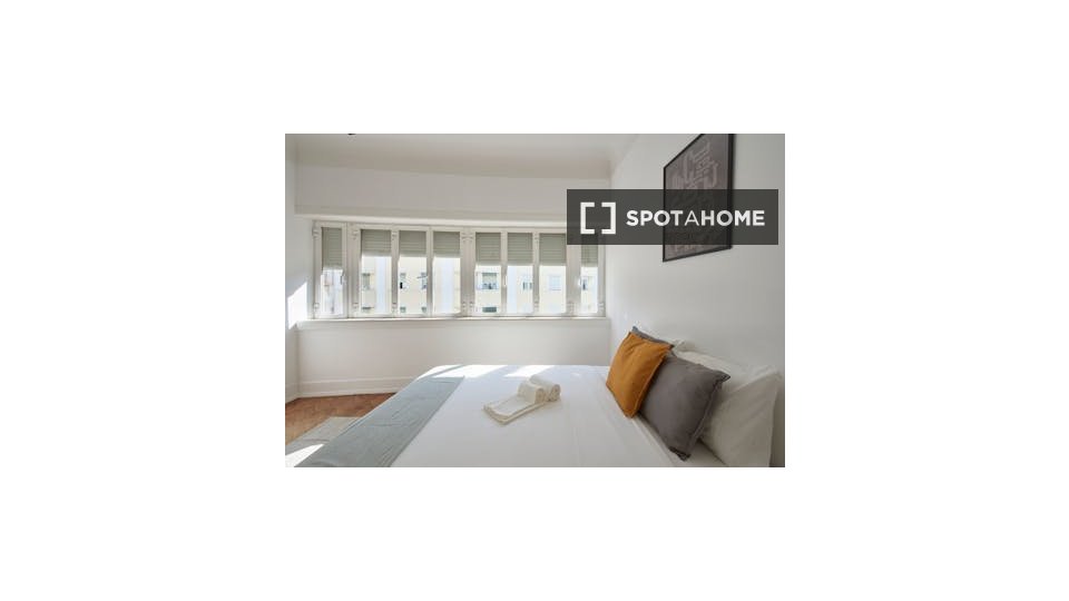 Double room Lisbon, 7 beds — photo 7