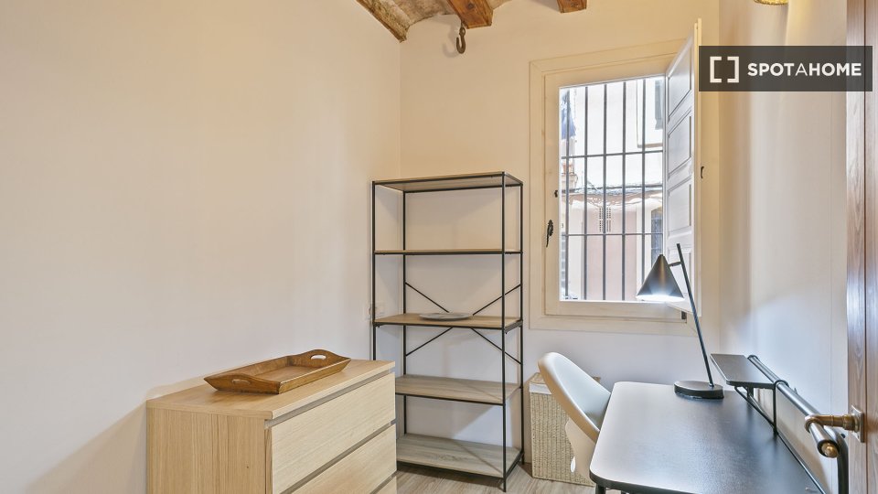 Apartment Barcelona, 2 beds, 85m² — photo 31