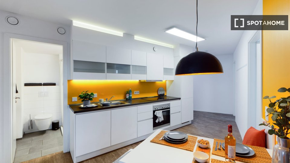 Double room Berlin, 4 beds, 36m² — photo 48