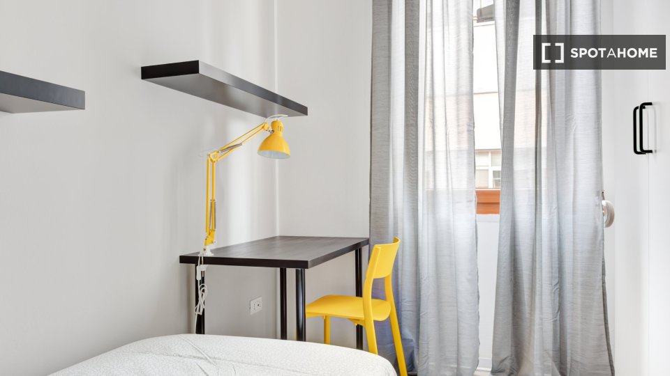 Double room Milan, 4 beds, 91m² — photo 19