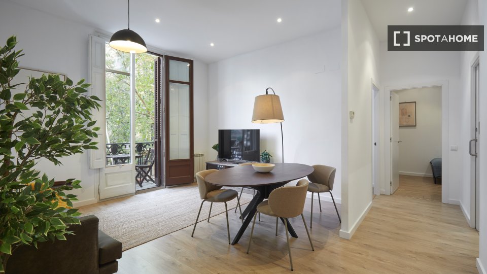 Apartment Barcelona, 2 beds, 70m² — photo 17