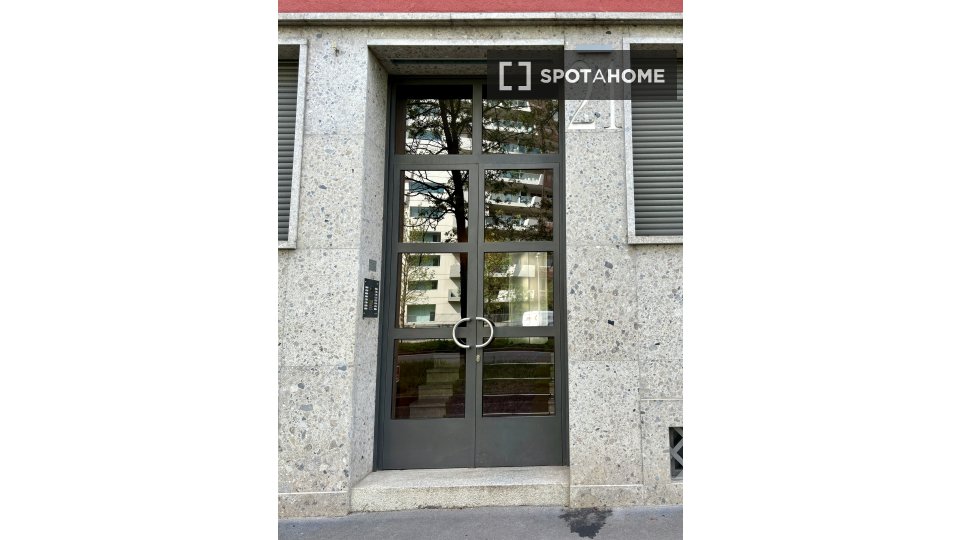Apartment Milan, 1 bed, 47m² — photo 6