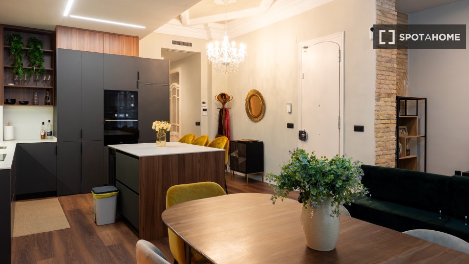 Apartment Valencia, 3 beds, 120m² — photo 13