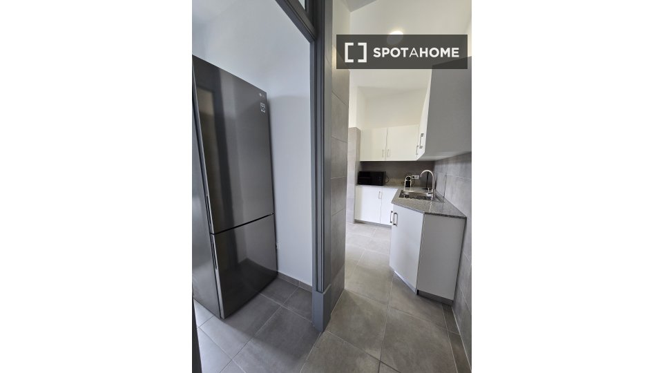 Apartment Coimbra, 4 beds, 160m² — photo 2