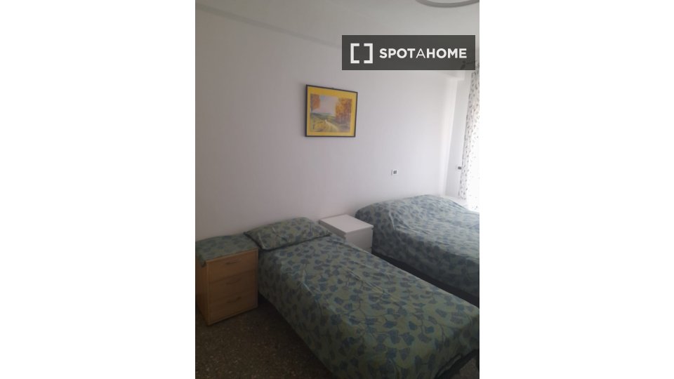 Double room Rome, 3 beds — photo 28
