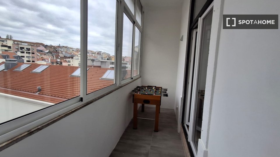 Apartment Lisbon, 3 beds, 125m² — photo 41