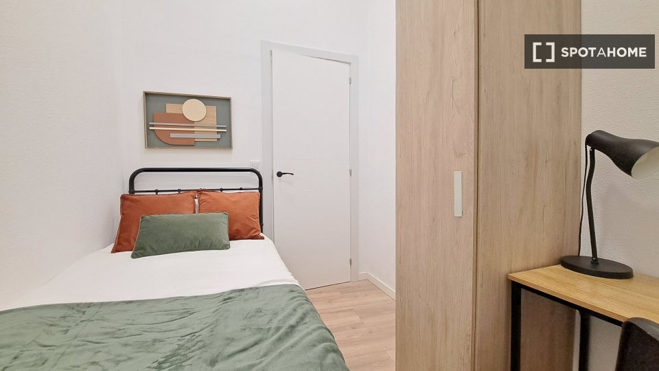 Camera doppia Madrid, 12 camere, 185m² — foto 12