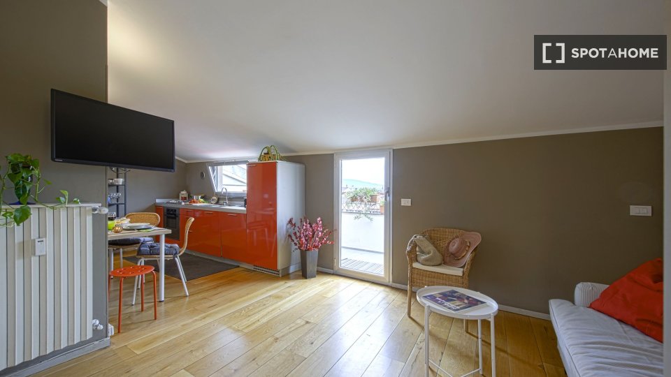 Apartment Florence, 1 bed, 65m² — photo 1