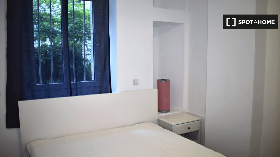 Apartment Berlin, 2 beds, 65m² — photo 2