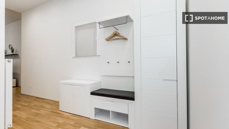 Apartment Vienna, 1 bed, 50m² — photo 1