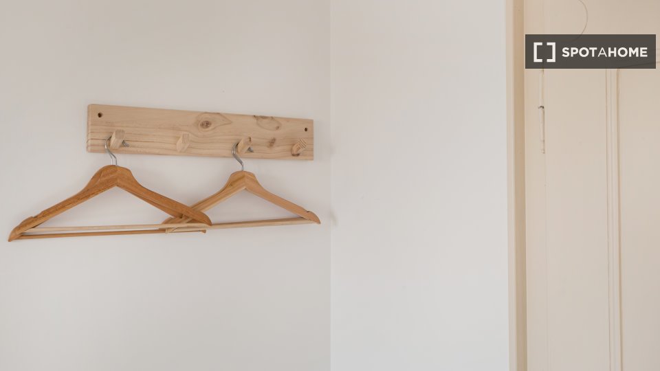 Apartment Lisbon, 2 beds — photo 10