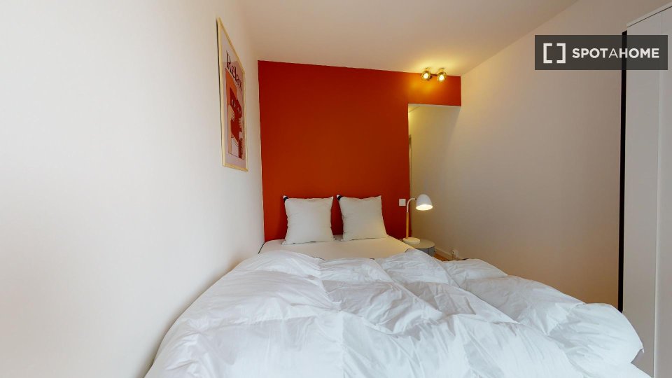 Double room Marseille, 15 beds — photo 9