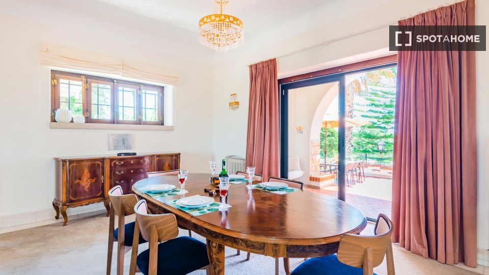 Apartment Lisbon, 5 beds — photo 7