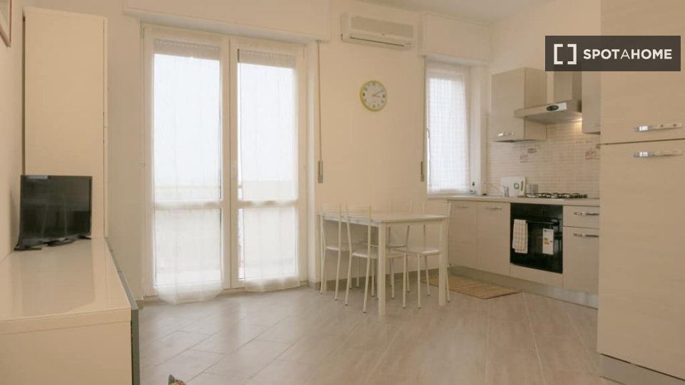 Apartment Milan, 1 bed — photo 5