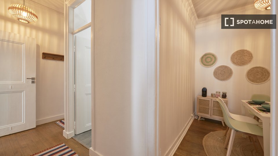 Apartment Lisbon, 3 beds — photo 12
