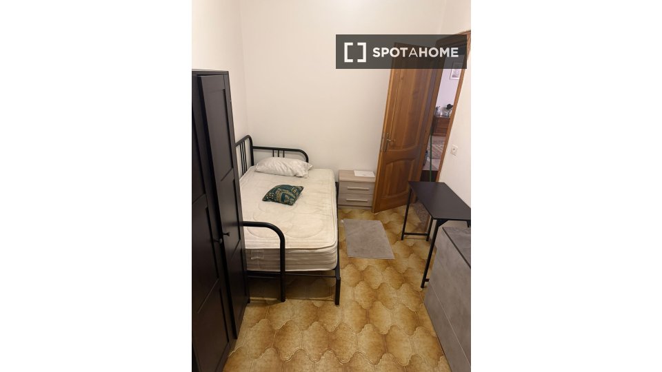 Double room Rome, 7 beds, 280m² — photo 7
