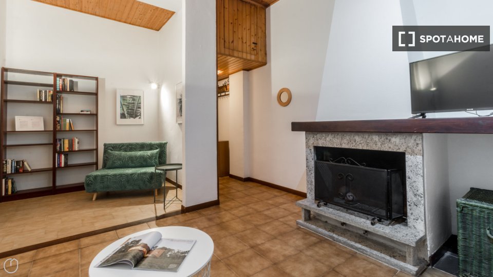 Apartment Milan, 1 bed, 60m² — photo 2