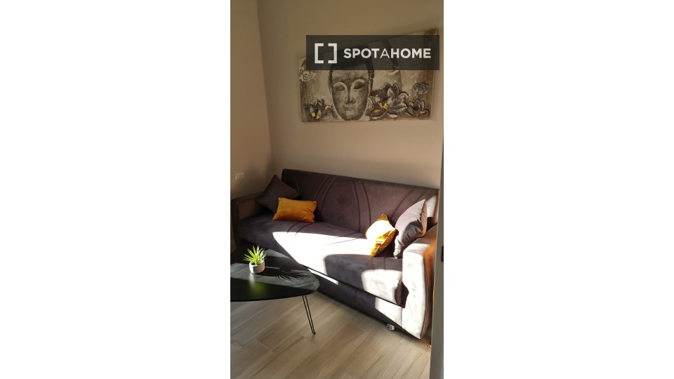Double room Bologna, 3 beds — photo 8