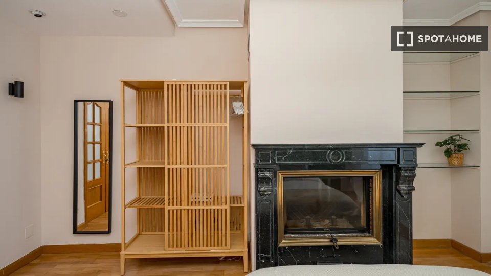 Double room Madrid, 10 beds — photo 10