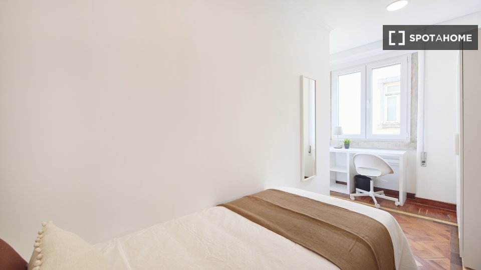 Double room Lisbon, 9 beds — photo 2